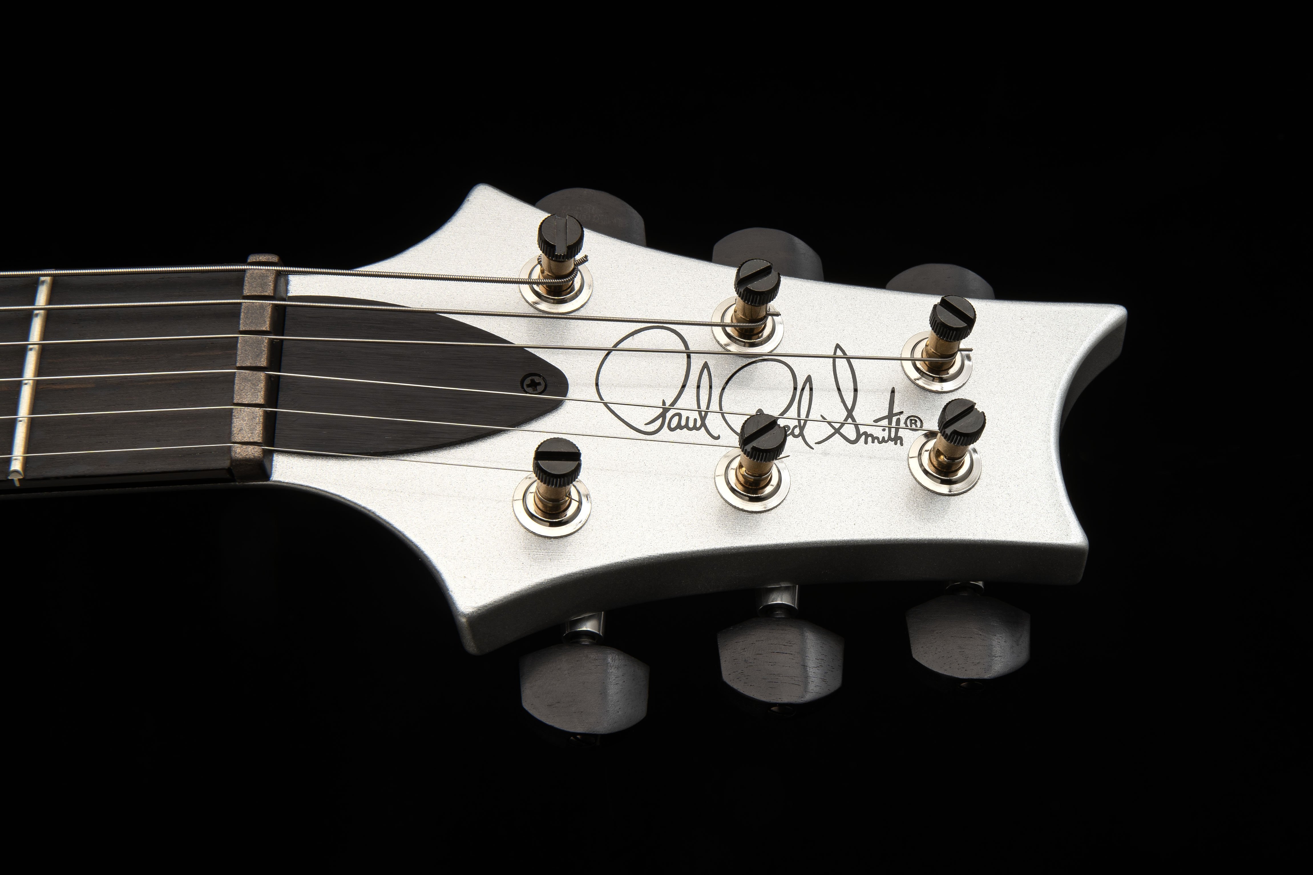 Jonathan Jourdan Limited Edition Platinum Metallic